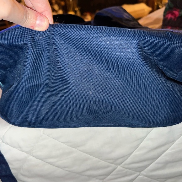 Tommy Bahama Shark Backpack - Picture 15 of 15